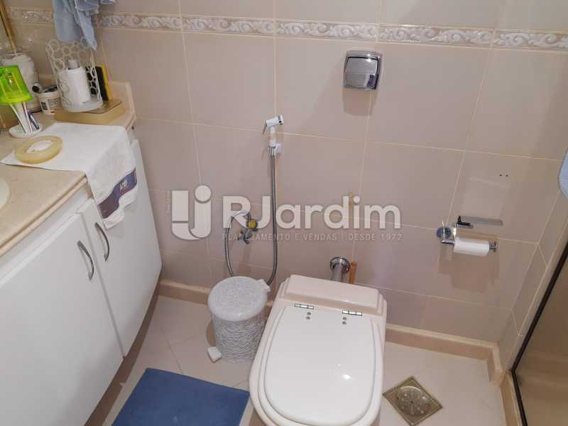 Conheça BANHEIRO DA SUÍTE MASTER do imóvel - Apartamento Copacabana 4 Quartos Garagem - LAAP40830 - 25 BANHEIRO DA SUÍTE MASTER - Apartamento Copacabana 4 Quartos Garagem - LAAP40830 - 25