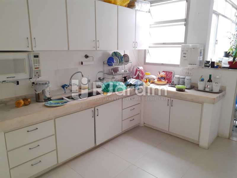 Conheça COZINHA do imóvel - Apartamento Copacabana 4 Quartos Garagem - LAAP40830 - 26 COZINHA - Apartamento Copacabana 4 Quartos Garagem - LAAP40830 - 26