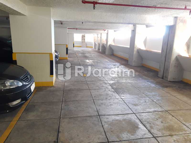 Conheça GARAGEM do imóvel - Apartamento Copacabana 4 Quartos Garagem - LAAP40830 - 31 GARAGEM - Apartamento Copacabana 4 Quartos Garagem - LAAP40830 - 31