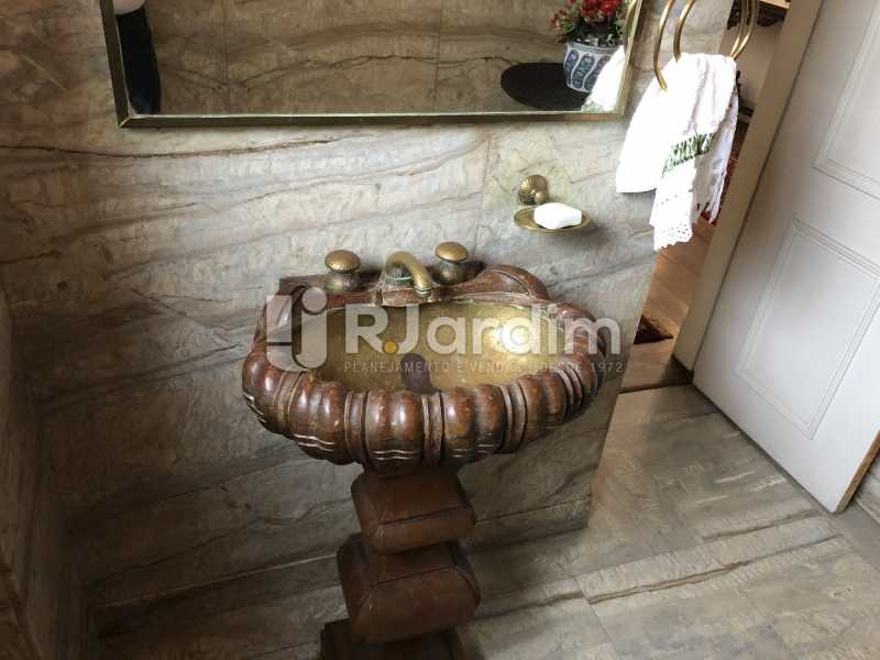 Conheça Lavabo do imóvel - Apartamento À Venda - Copacabana - Rio de Janeiro - RJ - LAAP40831 - 16 Lavabo - Apartamento À Venda - Copacabana - Rio de Janeiro - RJ - LAAP40831 - 16