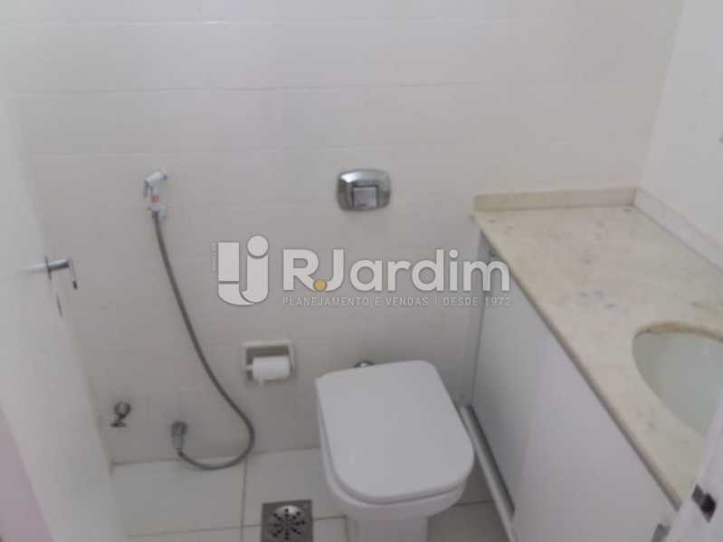 Conheça Banheiro social do imóvel - Apartamento À Venda - Botafogo - Rio de Janeiro - RJ - LAAP21634 - 12 Banheiro social - Apartamento À Venda - Botafogo - Rio de Janeiro - RJ - LAAP21634 - 12