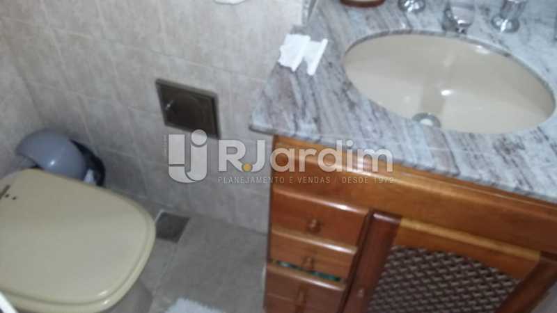 Conheça banheiro do imóvel - Apartamento À Venda - Copacabana - Rio de Janeiro - RJ - LAAP21638 - 20 banheiro - Apartamento À Venda - Copacabana - Rio de Janeiro - RJ - LAAP21638 - 20