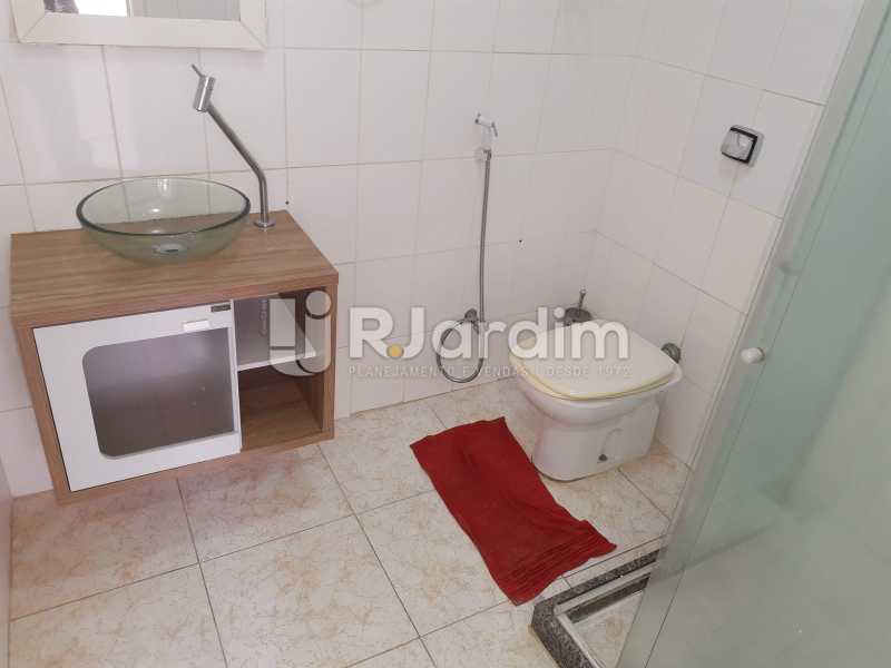 Conheça banheiro social do imóvel - Apartamento À Venda - Copacabana - Rio de Janeiro - RJ - LAAP32276 - 14 banheiro social - Apartamento À Venda - Copacabana - Rio de Janeiro - RJ - LAAP32276 - 14