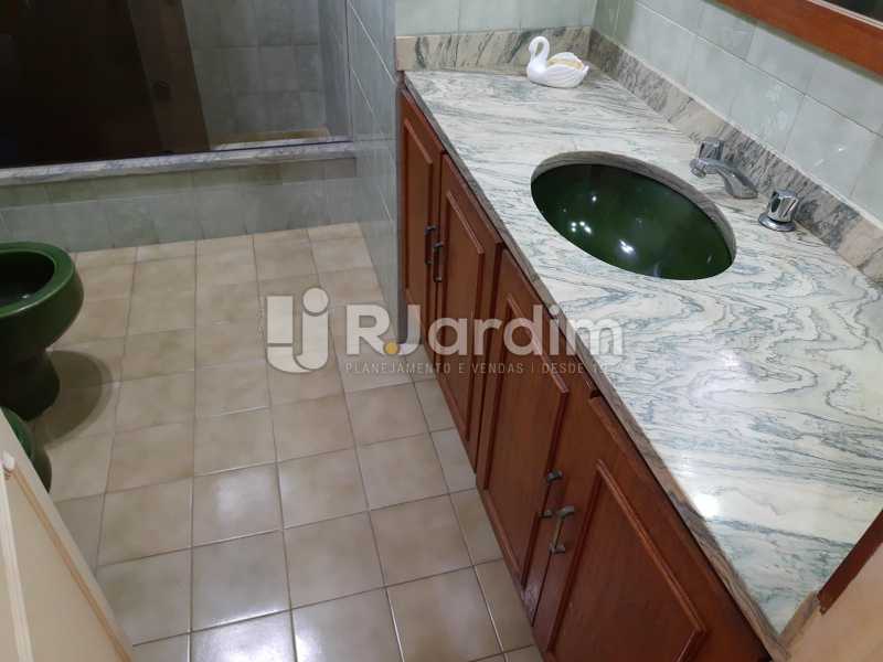 Conheça BANHEIRO SOCIAL do imóvel - Apartamento À Venda - Ipanema - Rio de Janeiro - RJ - LAAP40833 - 17 BANHEIRO SOCIAL - Apartamento À Venda - Ipanema - Rio de Janeiro - RJ - LAAP40833 - 17