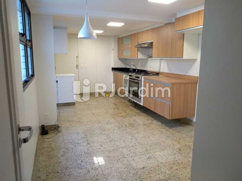 Conheça cozinha do imóvel - Apartamento Leblon 4 Quartos - LAAP40837 - 17 cozinha - Apartamento Leblon 4 Quartos - LAAP40837 - 17