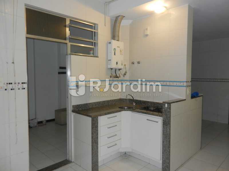 Conheça área do imóvel - Apartamento Copacabana 3 Quartos Compra Venda - LAAP32289 - 23 área - Apartamento Copacabana 3 Quartos Compra Venda - LAAP32289 - 23