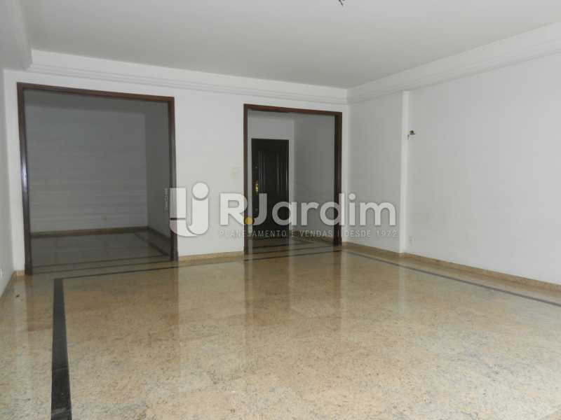 Conheça salão e sala de jantar do imóvel - Apartamento Copacabana 3 Quartos Compra Venda - LAAP32289 - 5 salão e sala de jantar - Apartamento Copacabana 3 Quartos Compra Venda - LAAP32289 - 5