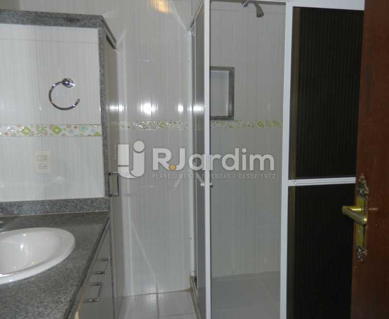 Conheça banho suite 1 do imóvel - Apartamento Copacabana 3 Quartos Compra Venda - LAAP32289 - 14 banho suite 1 - Apartamento Copacabana 3 Quartos Compra Venda - LAAP32289 - 14