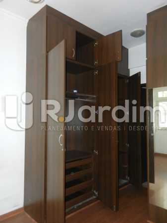 Conheça armários suite master do imóvel - Apartamento Copacabana 3 Quartos Compra Venda - LAAP32289 - 11 armários suite master - Apartamento Copacabana 3 Quartos Compra Venda - LAAP32289 - 11