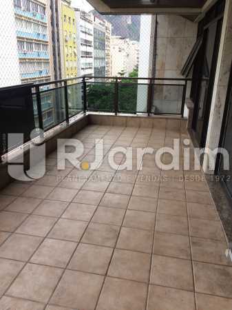 Conheça Varandão do imóvel - Apartamento Copacabana 3 Quartos Aluguel - LAAP32295 - 1 Varandão - Apartamento Copacabana 3 Quartos Aluguel - LAAP32295 - 1