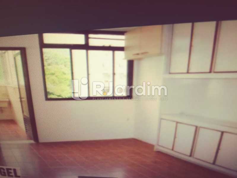 Conheça Copa-cozinha do imóvel - Apartamento Copacabana 3 Quartos Aluguel - LAAP32295 - 14 Copa-cozinha - Apartamento Copacabana 3 Quartos Aluguel - LAAP32295 - 14