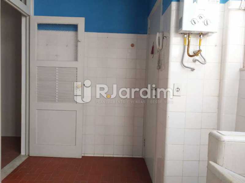 Conheça area de serviço do imóvel - Apartamento Copacabana 3 Quartos - LAAP32298 - 14 area de serviço - Apartamento Copacabana 3 Quartos - LAAP32298 - 14