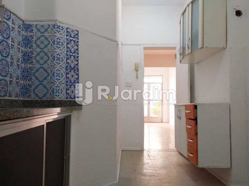 Conheça cozinha do imóvel - apartamento com 3 quartos a uma quadra da praia - LAAP32302 - 13 cozinha - apartamento com 3 quartos a uma quadra da praia - LAAP32302 - 13