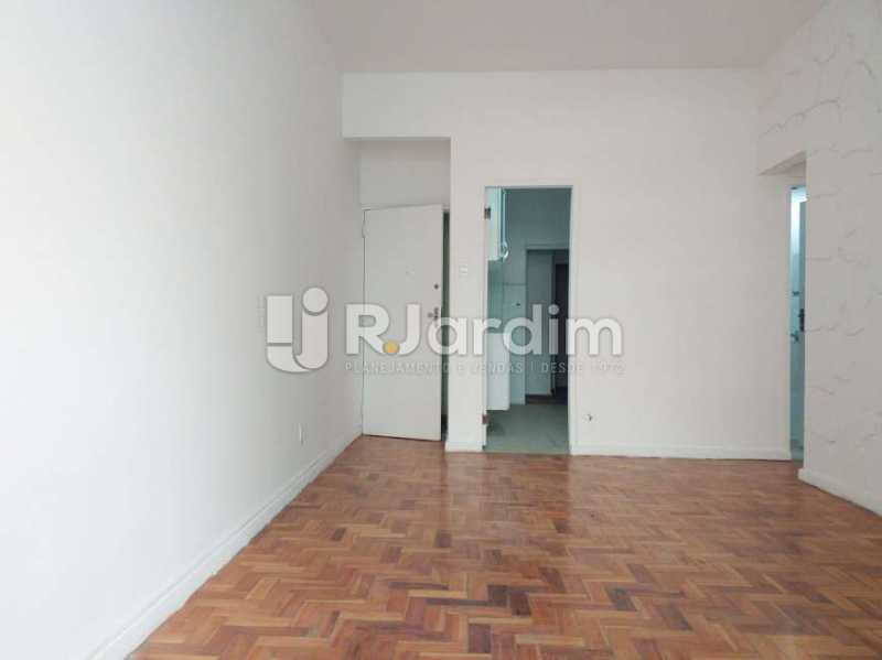 Conheça sala do imóvel - apartamento com 3 quartos a uma quadra da praia - LAAP32302 - 4 sala - apartamento com 3 quartos a uma quadra da praia - LAAP32302 - 4