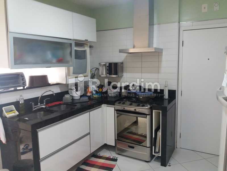 Conheça Cozinha do imóvel - Apartamento Leblon 4 Quartos - LAAP40842 - 24 Cozinha - Apartamento Leblon 4 Quartos - LAAP40842 - 24