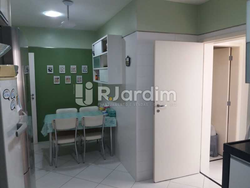 Conheça Copa do imóvel - Apartamento Leblon 4 Quartos - LAAP40842 - 28 Copa - Apartamento Leblon 4 Quartos - LAAP40842 - 28