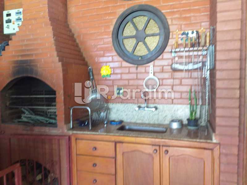 Conheça CHURRASQUEIRA do imóvel - Casa em Condomínio Quitandinha Petrópolis - LACN50013 - 27 CHURRASQUEIRA - Casa em Condomínio Quitandinha Petrópolis - LACN50013 - 27