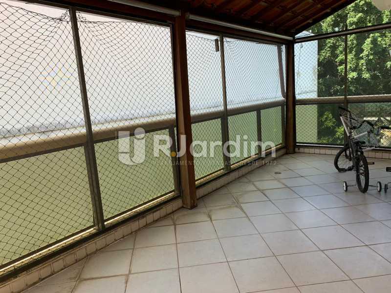 Conheça WhatsApp Image 2020-02-01 at 2 do imóvel - Cobertura Recreio dos Bandeirantes,Zona Oeste - Barra e Adjacentes,Rio de Janeiro,RJ À Venda,3 Quartos,350m² - LACO30300 - 20 WhatsApp Image 2020-02-01 at 2 - Cobertura Recreio dos Bandeirantes,Zona Oeste - Barra e Adjacentes,Rio de Janeiro,RJ À Venda,3 Quartos,350m² - LACO30300 - 20