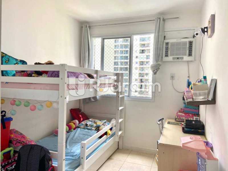 Conheça quarto do imóvel - Apartamento À Venda Avenida Vice Presidente Jose Alencar,Barra da Tijuca, Zona Oeste - Barra e Adjacentes,Rio de Janeiro - R$ 520.000 - LAAP21663 - 9 quarto - Apartamento À Venda Avenida Vice Presidente Jose Alencar,Barra da Tijuca, Zona Oeste - Barra e Adjacentes,Rio de Janeiro - R$ 520.000 - LAAP21663 - 9