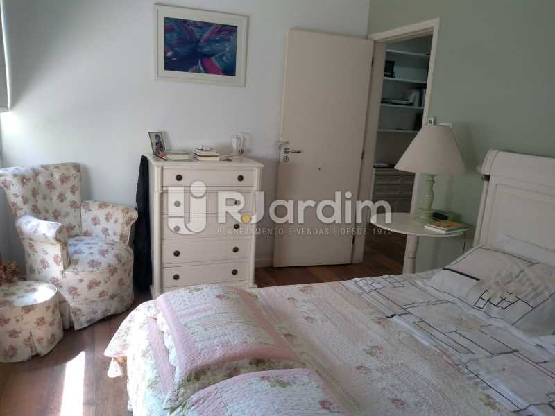 Conheça suíte do imóvel - Apartamento Copacabana 3 Quartos - LAAP32317 - 11 suíte - Apartamento Copacabana 3 Quartos - LAAP32317 - 11