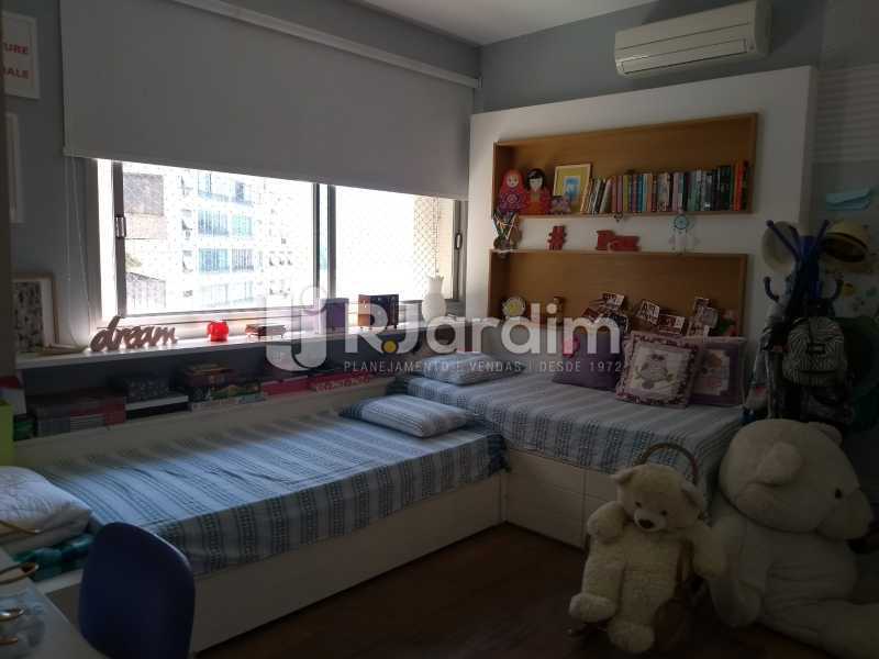 Conheça quarto 2 do imóvel - Apartamento Copacabana 3 Quartos - LAAP32317 - 9 quarto 2 - Apartamento Copacabana 3 Quartos - LAAP32317 - 9