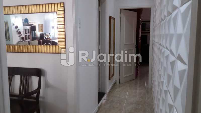 Conheça Circulação do imóvel - Apartamento Copacabana 2 Quartos - LAAP21668 - 5 Circulação - Apartamento Copacabana 2 Quartos - LAAP21668 - 5