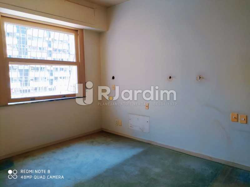 Conheça Quarto do imóvel - Apartamento Copacabana 3 Quartos - LAAP32323 - 7 Quarto - Apartamento Copacabana 3 Quartos - LAAP32323 - 7