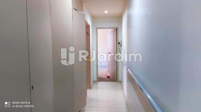 Conheça Circulação do imóvel - Apartamento Copacabana 3 Quartos - LAAP32323 - 8 Circulação - Apartamento Copacabana 3 Quartos - LAAP32323 - 8