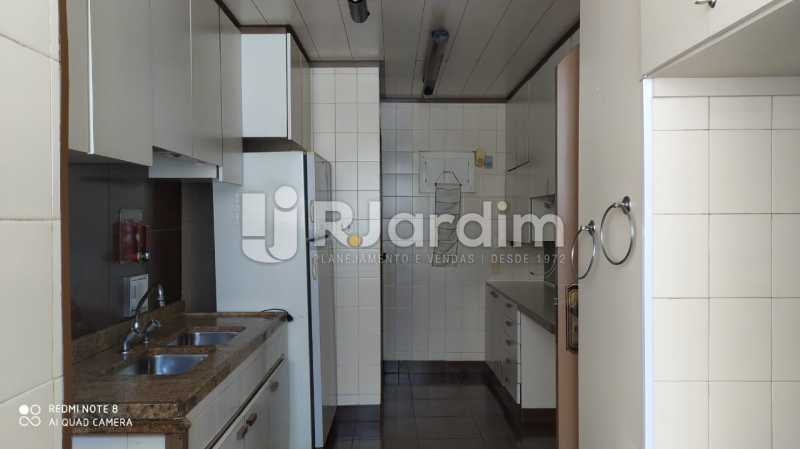 Conheça Cozinha do imóvel - Apartamento Copacabana 3 Quartos - LAAP32323 - 15 Cozinha - Apartamento Copacabana 3 Quartos - LAAP32323 - 15