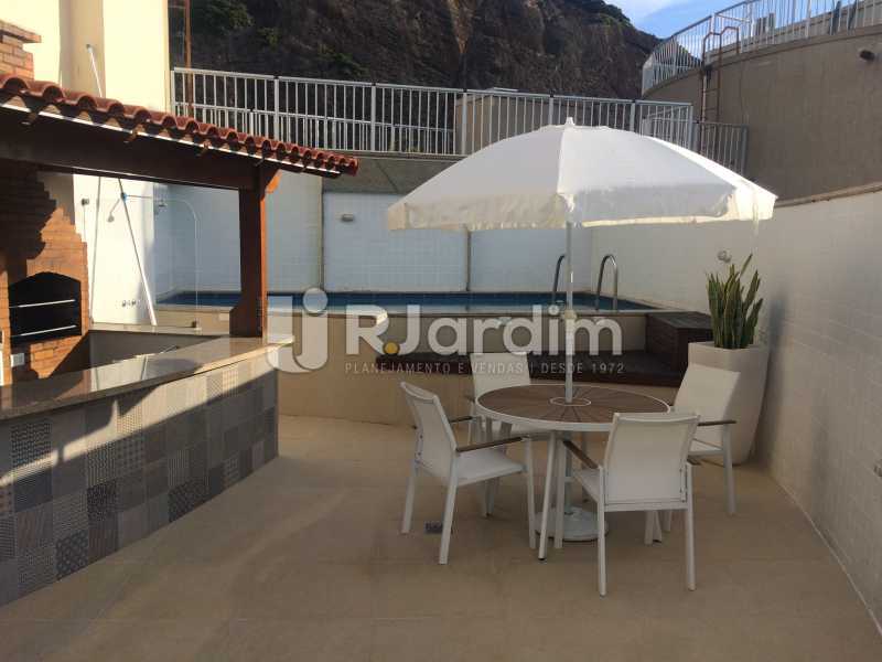 Conheça Terraço do imóvel - Cobertura Copacabana 3 Quartos Compra Venda - LACO30305 - 29 Terraço - Cobertura Copacabana 3 Quartos Compra Venda - LACO30305 - 29