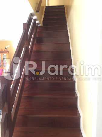 Conheça Acesso ao 2º piso do imóvel - Cobertura Copacabana 3 Quartos Compra Venda - LACO30305 - 25 Acesso ao 2º piso - Cobertura Copacabana 3 Quartos Compra Venda - LACO30305 - 25