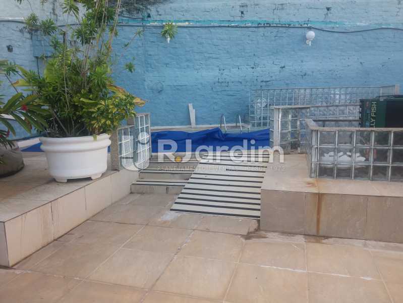 Conheça Piscina do imóvel - Casa Gávea, Zona Sul,Rio de Janeiro, RJ À Venda, 7 Quartos, 900m² - LACA70001 - 22 Piscina - Casa Gávea, Zona Sul,Rio de Janeiro, RJ À Venda, 7 Quartos, 900m² - LACA70001 - 22