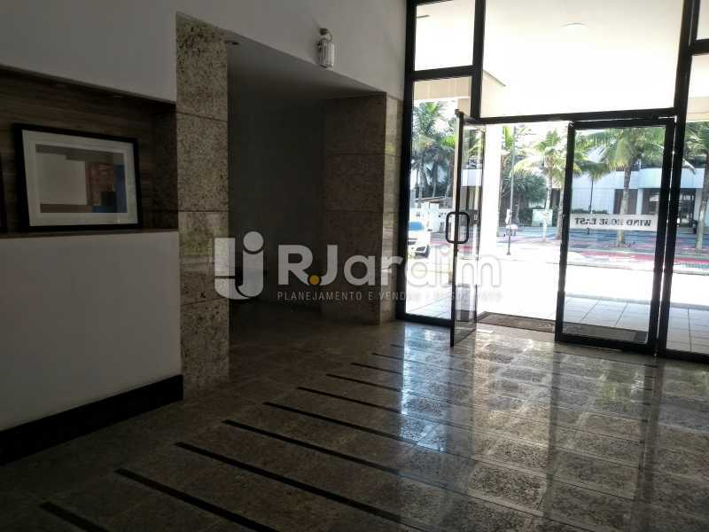 Conheça Portaria do imóvel - Apartamento Barra da Tijuca 4 Quartos - LAAP40849 - 10 Portaria - Apartamento Barra da Tijuca 4 Quartos - LAAP40849 - 10