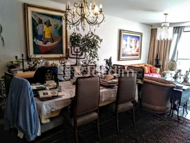 Conheça sala / varanda do imóvel - Apartamento Barra da Tijuca 4 Quartos - LAAP40849 - 12 sala / varanda - Apartamento Barra da Tijuca 4 Quartos - LAAP40849 - 12