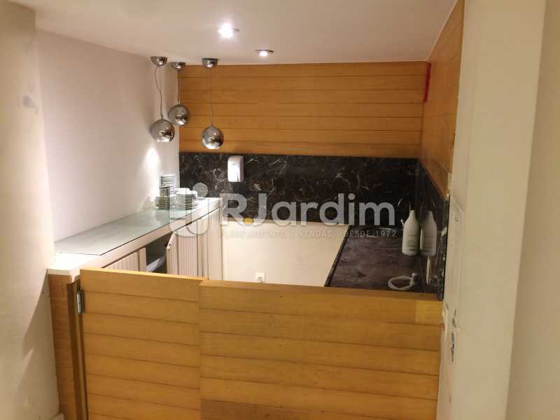 Conheça Copa do imóvel - Loja Leblon, Zona Sul,Rio de Janeiro, RJ Para Alugar, 155m² - LALJ00153 - 9 Copa - Loja Leblon, Zona Sul,Rio de Janeiro, RJ Para Alugar, 155m² - LALJ00153 - 9