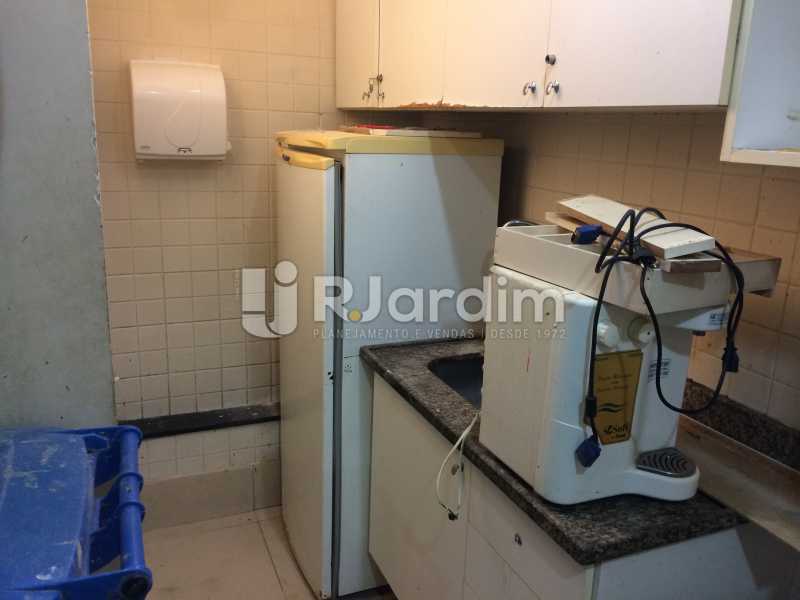 Conheça Cozinha do imóvel - Loja Leblon, Zona Sul,Rio de Janeiro, RJ Para Alugar, 155m² - LALJ00153 - 14 Cozinha - Loja Leblon, Zona Sul,Rio de Janeiro, RJ Para Alugar, 155m² - LALJ00153 - 14