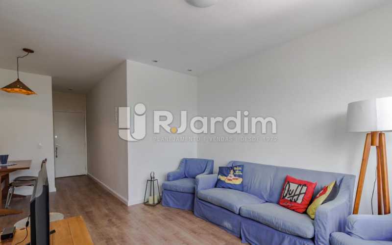 Conheça sala / entrada social do imóvel - Apartamento Jardim Botânico 2 Quartos - LAAP21677 - 7 sala / entrada social - Apartamento Jardim Botânico 2 Quartos - LAAP21677 - 7
