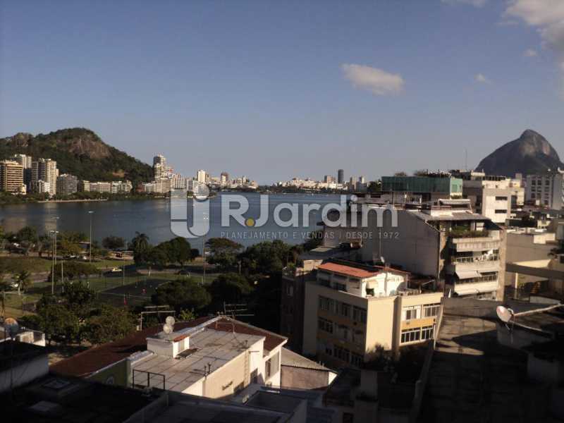 Conheça Vista / sala do imóvel - Apartamento Jardim Botânico 2 Quartos - LAAP21677 - 1 Vista / sala - Apartamento Jardim Botânico 2 Quartos - LAAP21677 - 1