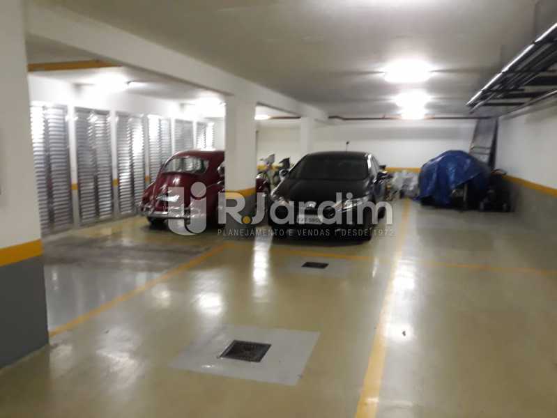 Conheça Garagem do imóvel - Apartamento Humaitá 3 suítes - LAAP32337 - 28 Garagem - Apartamento Humaitá 3 suítes - LAAP32337 - 28