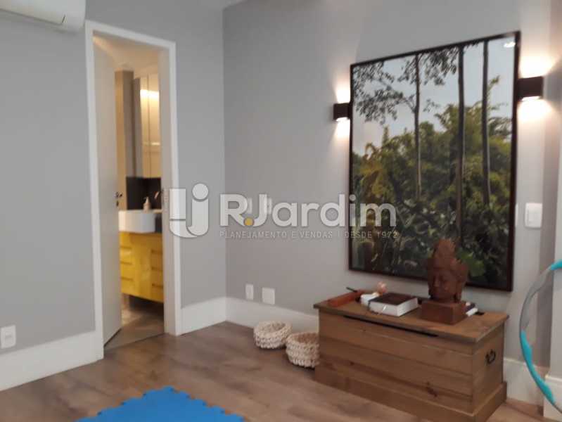 Conheça Suite 2 do imóvel - Apartamento Humaitá 3 suítes - LAAP32337 - 8 Suite 2 - Apartamento Humaitá 3 suítes - LAAP32337 - 8