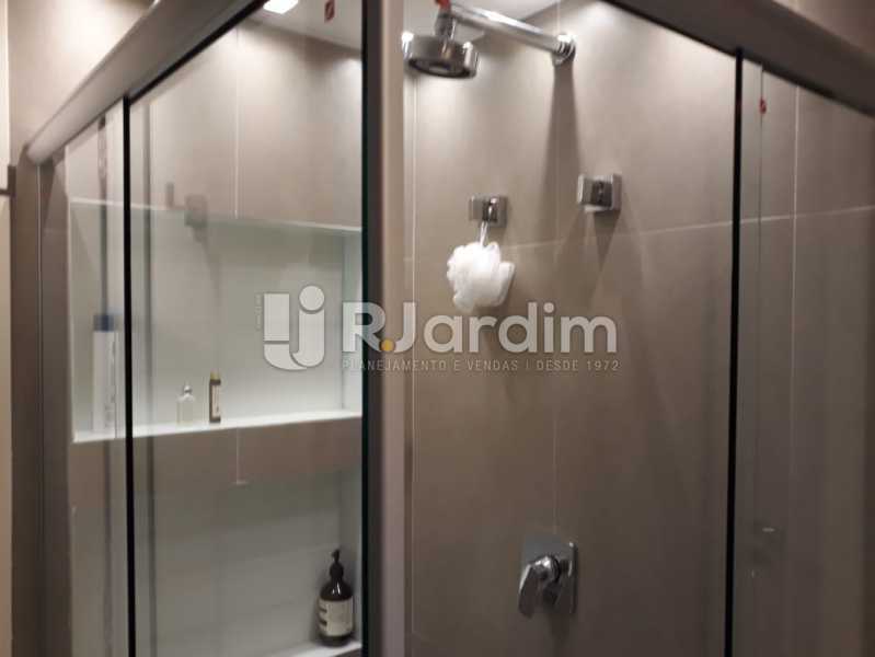 Conheça Banheiro canadense do imóvel - Apartamento Humaitá 3 suítes - LAAP32337 - 18 Banheiro canadense - Apartamento Humaitá 3 suítes - LAAP32337 - 18