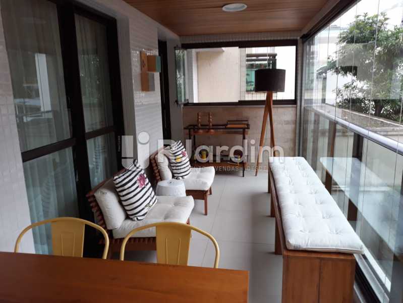 Conheça Varanda do imóvel - Apartamento Humaitá 3 suítes - LAAP32337 - 12 Varanda - Apartamento Humaitá 3 suítes - LAAP32337 - 12