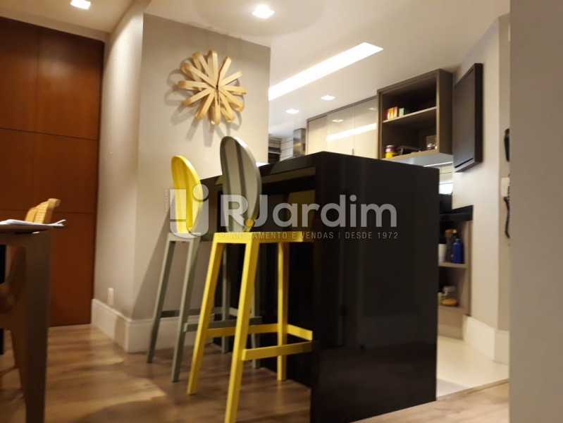 Conheça Cozinha americana do imóvel - Apartamento Humaitá 3 suítes - LAAP32337 - 16 Cozinha americana - Apartamento Humaitá 3 suítes - LAAP32337 - 16