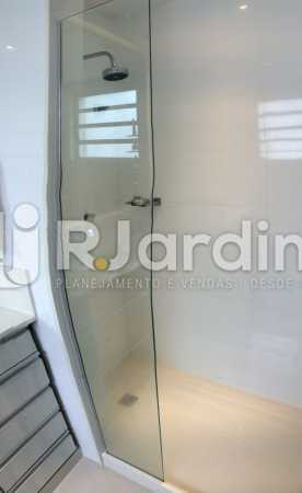 Conheça Banheiro suíte do imóvel - Apartamento Leblon 3 Quartos - LAAP32338 - 22 Banheiro suíte - Apartamento Leblon 3 Quartos - LAAP32338 - 22