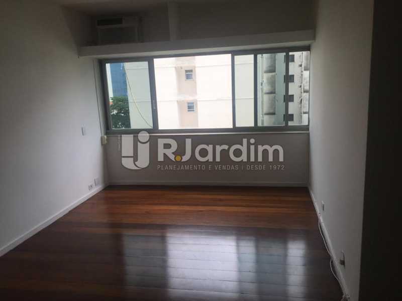 Conheça WhatsApp Image 2020-03-03 at 1 do imóvel - Apartamento Leblon 3 Quartos Aluguel Administração Imóveis - LAAP32342 - 10 WhatsApp Image 2020-03-03 at 1 - Apartamento Leblon 3 Quartos Aluguel Administração Imóveis - LAAP32342 - 10
