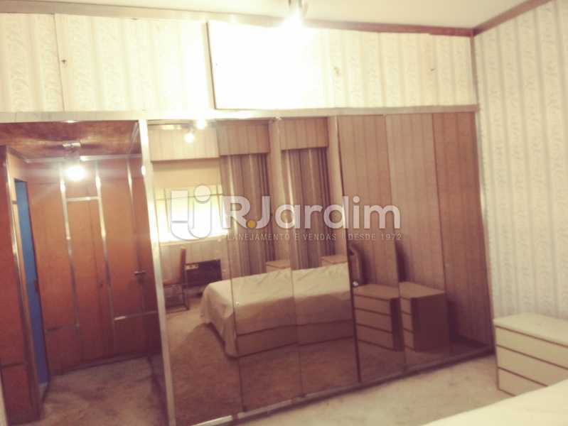 Conheça 13-ARMÁRIO ST MASTER do imóvel - Apartamento Copacabana 3 Quartos Aluguel - LAAP32345 - 15 13-ARMÁRIO ST MASTER - Apartamento Copacabana 3 Quartos Aluguel - LAAP32345 - 15