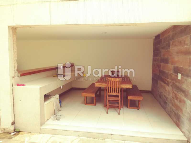 Conheça 30-BAR DO TERRAÇO do imóvel - Apartamento Copacabana 3 Quartos Aluguel - LAAP32345 - 31 30-BAR DO TERRAÇO - Apartamento Copacabana 3 Quartos Aluguel - LAAP32345 - 31