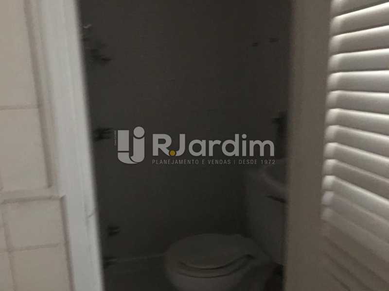Conheça Banheiro de Serviço do imóvel - Apartamento Largo dos Leões,Humaitá, Zona Sul,Rio de Janeiro, RJ Para Alugar, 2 Quartos, 70m² - LAAP21682 - 16 Banheiro de Serviço - Apartamento Largo dos Leões,Humaitá, Zona Sul,Rio de Janeiro, RJ Para Alugar, 2 Quartos, 70m² - LAAP21682 - 16
