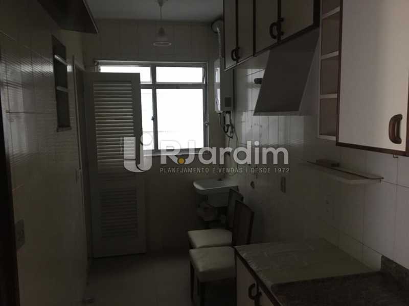 Conheça Cozinha do imóvel - Apartamento Largo dos Leões,Humaitá, Zona Sul,Rio de Janeiro, RJ Para Alugar, 2 Quartos, 70m² - LAAP21682 - 15 Cozinha - Apartamento Largo dos Leões,Humaitá, Zona Sul,Rio de Janeiro, RJ Para Alugar, 2 Quartos, 70m² - LAAP21682 - 15