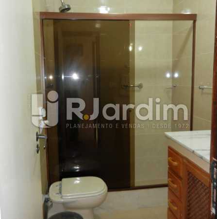 Conheça banho 2 do imóvel - Apartamento Copacabana, Zona Sul,Rio de Janeiro, RJ À Venda, 3 Quartos, 100m² - LAAP32353 - 16 banho 2 - Apartamento Copacabana, Zona Sul,Rio de Janeiro, RJ À Venda, 3 Quartos, 100m² - LAAP32353 - 16